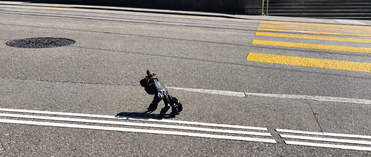 Autonomiczna dłoń robota ożyła zupełnie jak w Rodzinie Addamsów