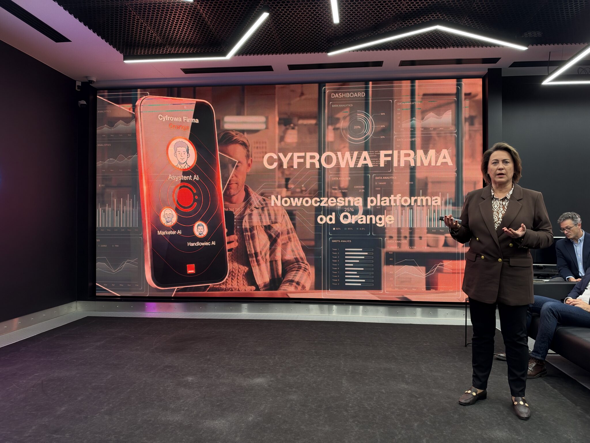 Przedsiębiorco, masz za dużo na głowie? Orange wykorzystało AI i zautomatyzuje Twoją pracę