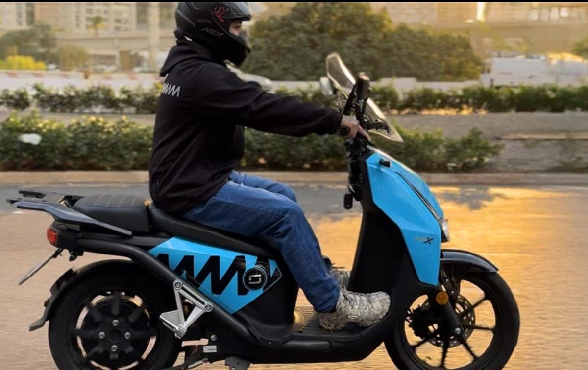 Jak motocykle pokonały największy problem elektrycznych samochodów BEV?